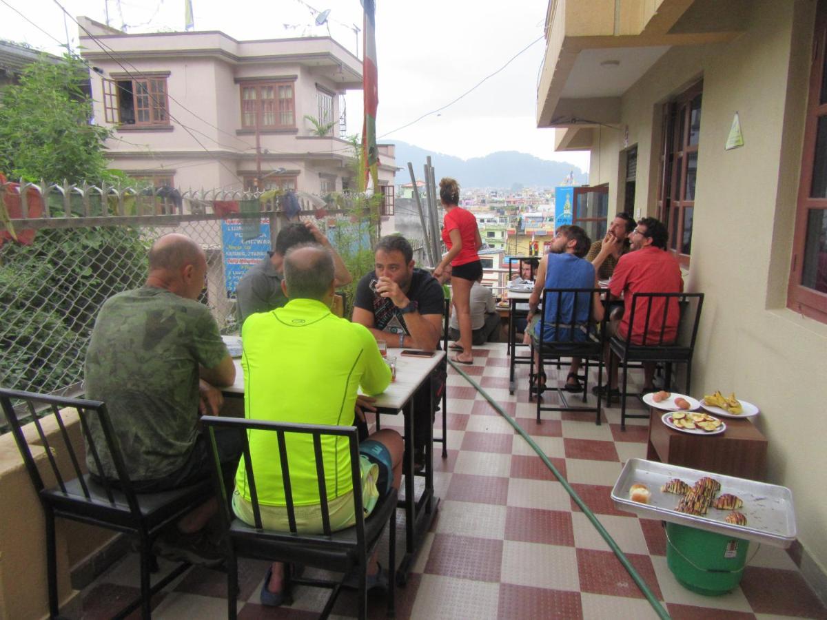 Stupa View Inn Katmandu Eksteriør billede